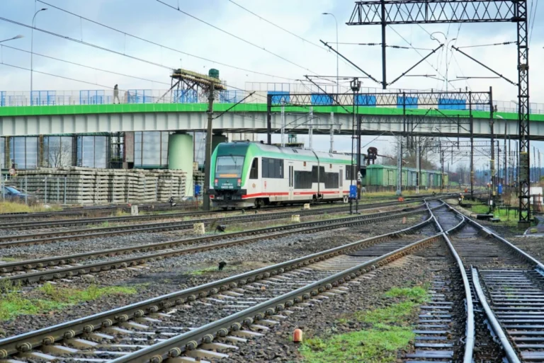 Poland’s Ambitious Rail Revival: Analyzing the Progress of the ‘Kolej Plus’ Programme