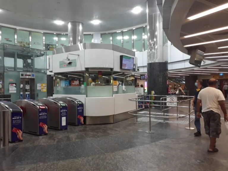 Singapore’s Digital Transit Leap: The Sunset of Standard Ticketing