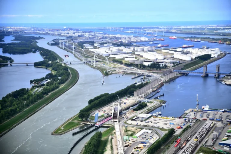EU Awards EUR 25 Million to Port of Rotterdam and International Alliance to Pioneer Smart and Sustainable Logistics
